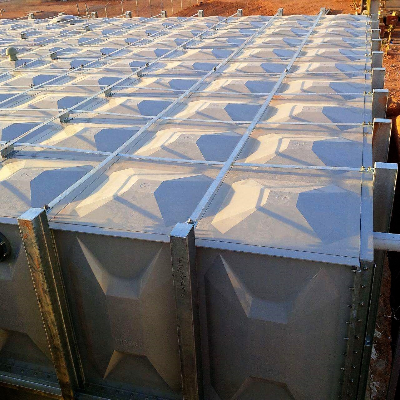 Visuel de Waste Water Box - Série D Station d’épuration compacte dans un réservoir modulaire de panneaux / dalles en résine polyester armés de fibre de verre