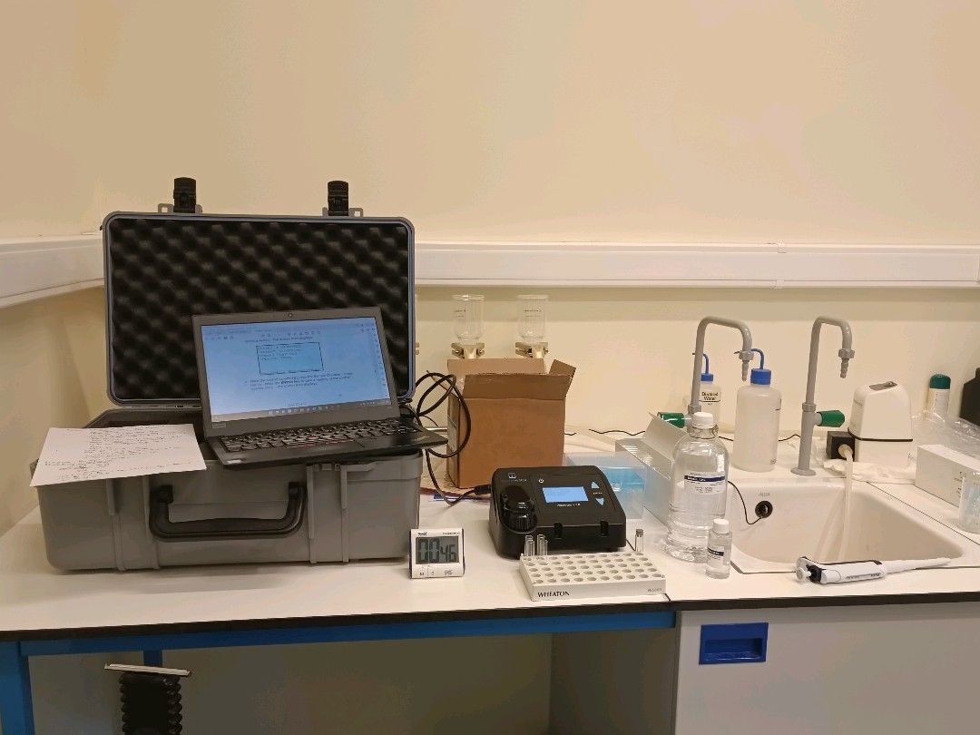 Image de présentation Installation du Microtox FX pour le suivi régulier de la toxicité dans les eaux potables.